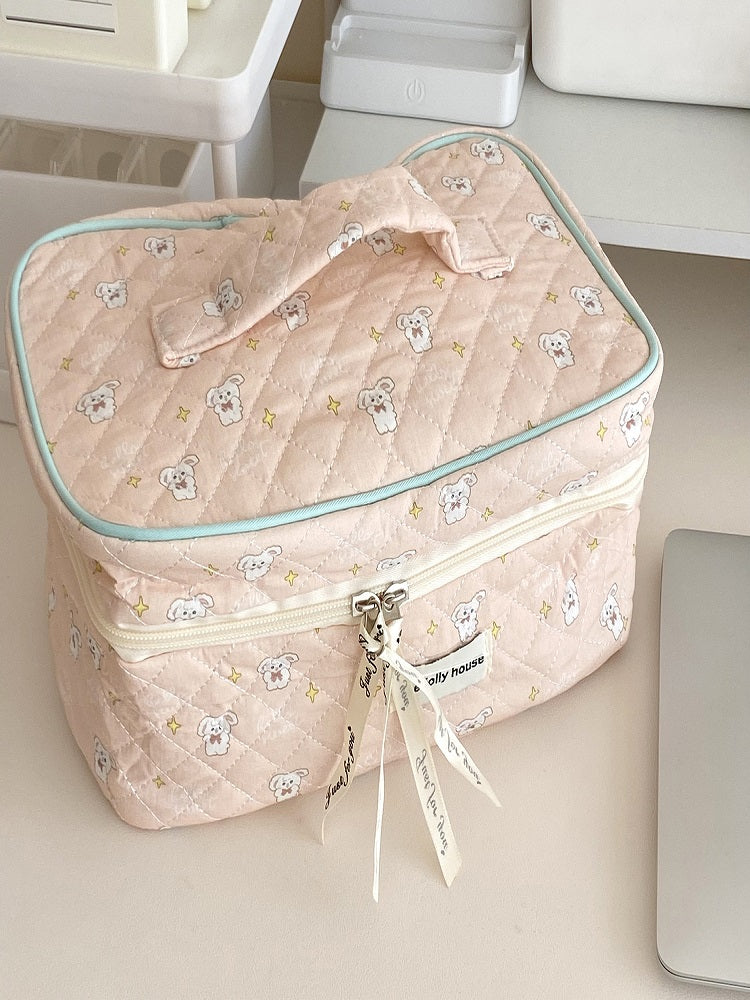Fresh and Floral Makeup Bag