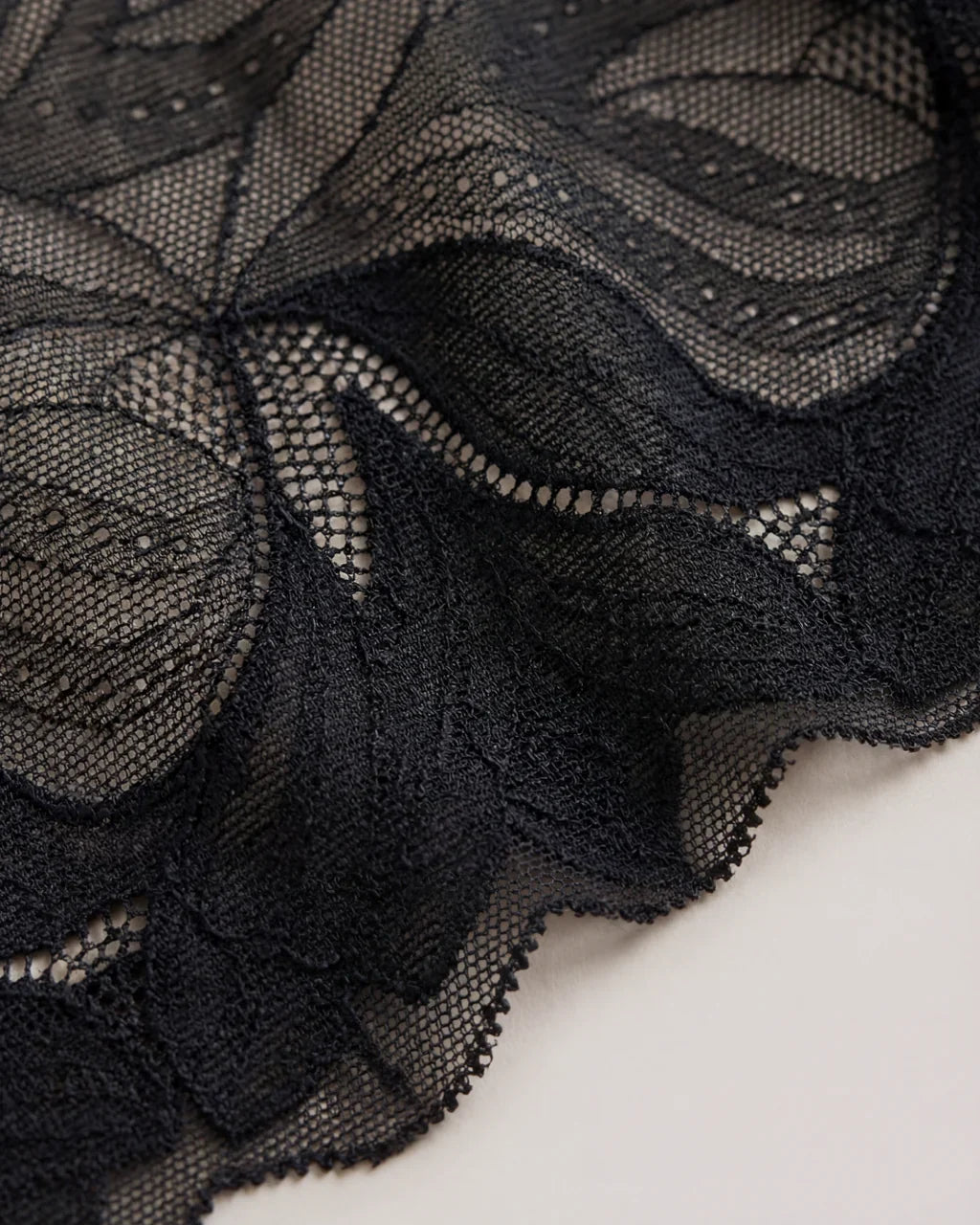 Italian panties - Isabella (The thong effect… without the uncomfortable string)